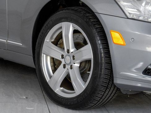 Used 2013 Mercedes-Benz S 550 4MATIC image 76