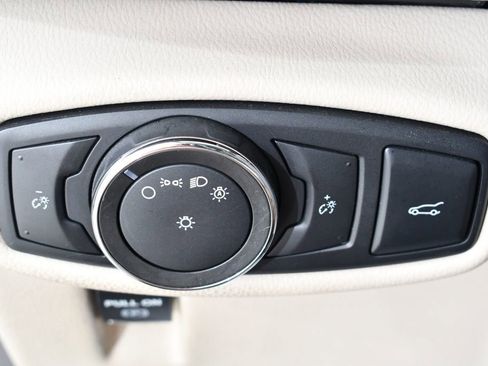 Used 2017 Lincoln MKX Reserve w/ Driver Assistance Package image 29