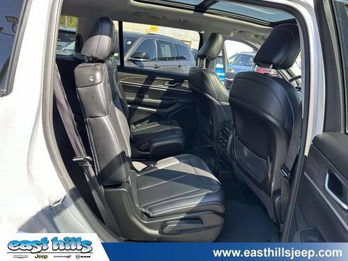 Used 2023 Jeep Grand Cherokee L Limited AWD/4WD image 23