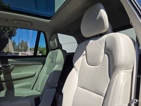 Certified 2023 Volvo XC90 B6 Ultimate w/ Protection Package Premier AWD/4WD image 16