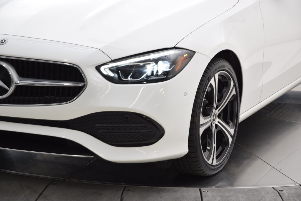 Used 2024 Mercedes-Benz C 300 Sedan image 11