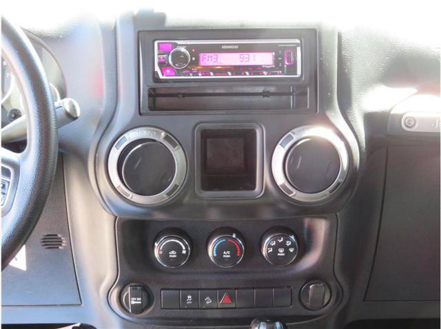 Used 2014 Jeep Wrangler Unlimited Sport AWD/4WD image 7