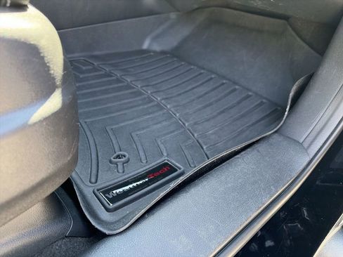 Used 2016 Honda Pilot Touring image 39