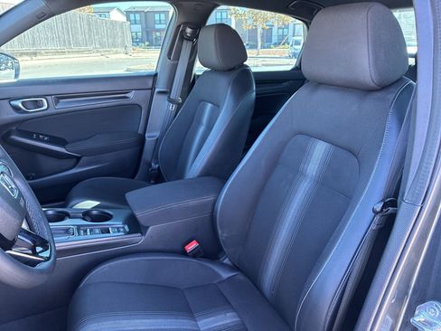 Certified 2024 Honda Civic Sport image 17