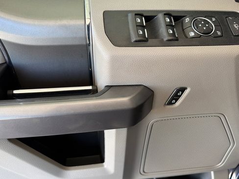 Used 2022 Ford F250 XLT w/ XLT Premium Package image 10