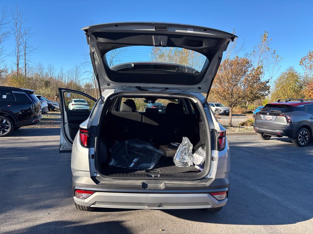 New 2026 Hyundai Tucson SE AWD/4WD image 15