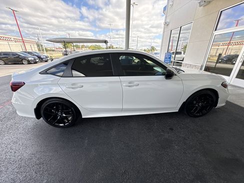 New 2026 Honda Civic Sport image 13