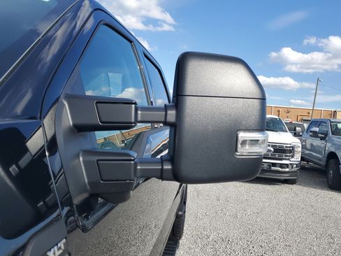 New 2026 Ford F250 XLT w/ XLT Premium Package AWD/4WD image 5