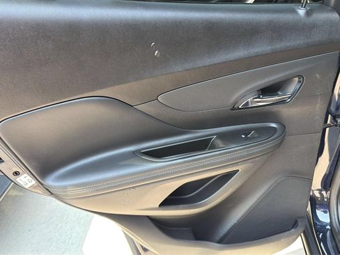 Used 2022 Buick Encore Preferred w/ Safety Package AWD/4WD image 18