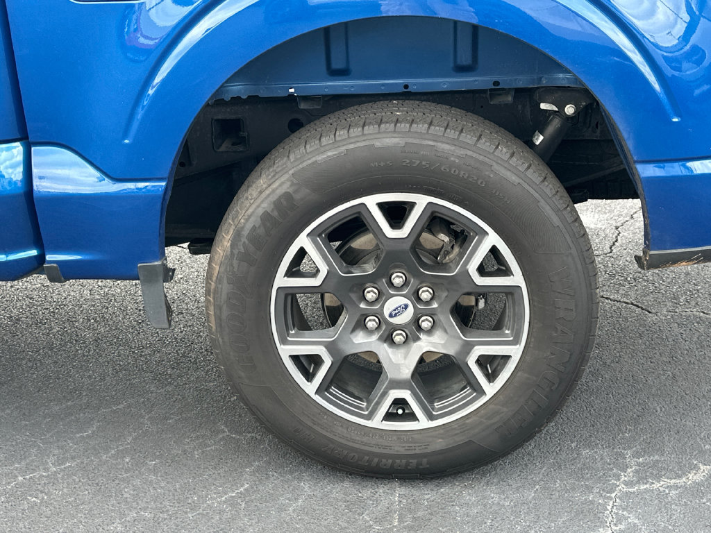 Certified 2025 Ford F150 STX w/ Equipment Group 200A RWD image 19