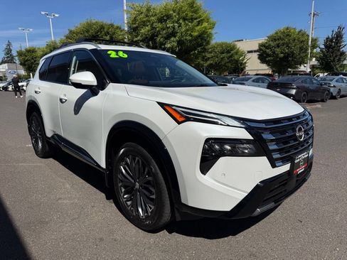 Used 2026 Nissan Rogue Platinum AWD/4WD image 5