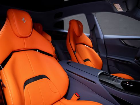 Used 2024 Ferrari Purosangue image 74