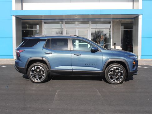 New 2026 Chevrolet Equinox LT w/ Convenience Package II image 3