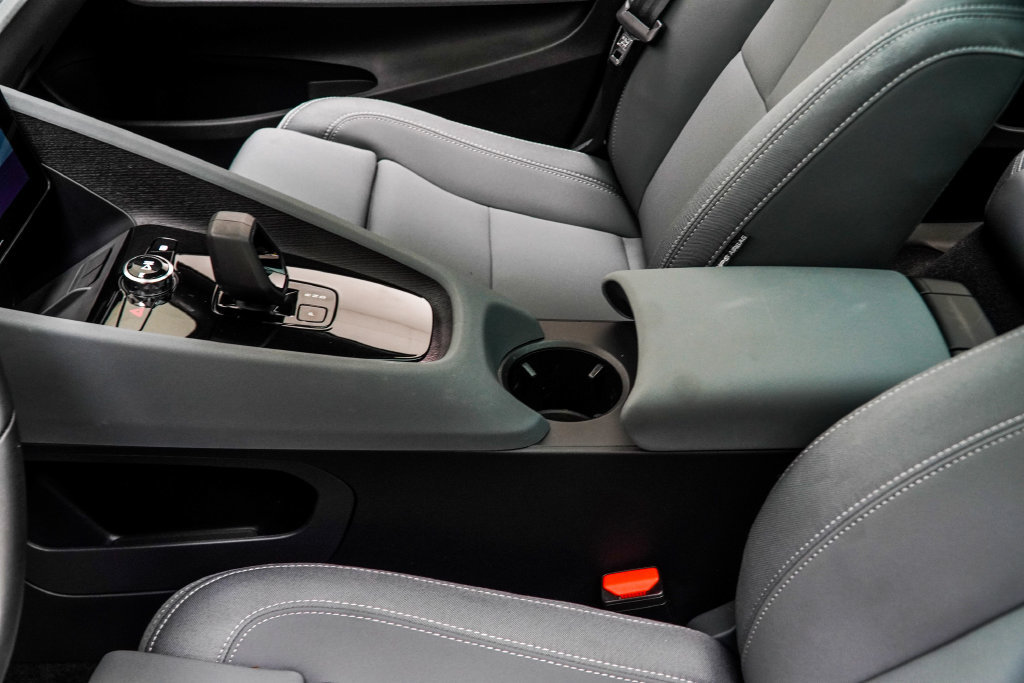 Used 2024 Polestar Polestar 2 AWD/4WD image 23