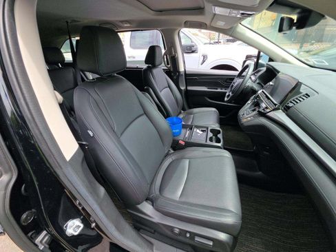 Used 2025 Honda Odyssey EX-L image 15