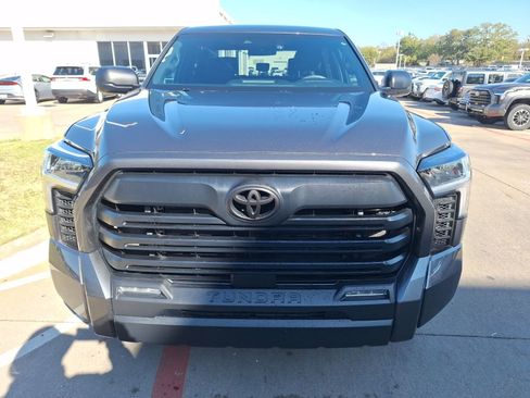 Used 2025 Toyota Tundra SR5 image 9