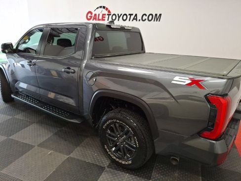 Used 2025 Toyota Tundra SR5 w/ SR5 Convenience Package AWD/4WD image 10