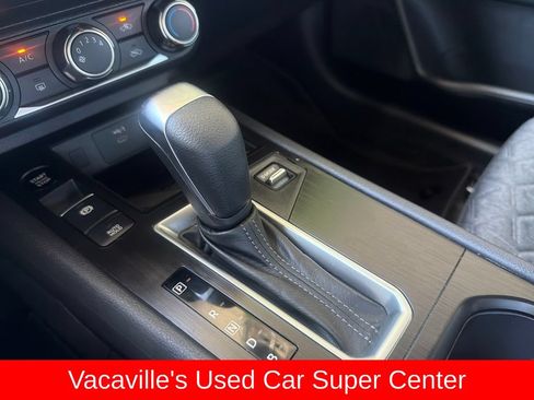 Used 2025 Nissan Kicks SV FWD image 23