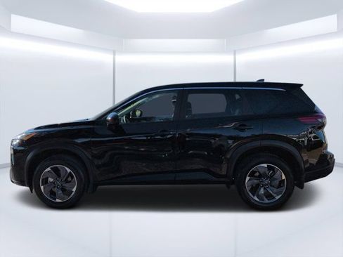 Used 2026 Nissan Rogue SV FWD image 6