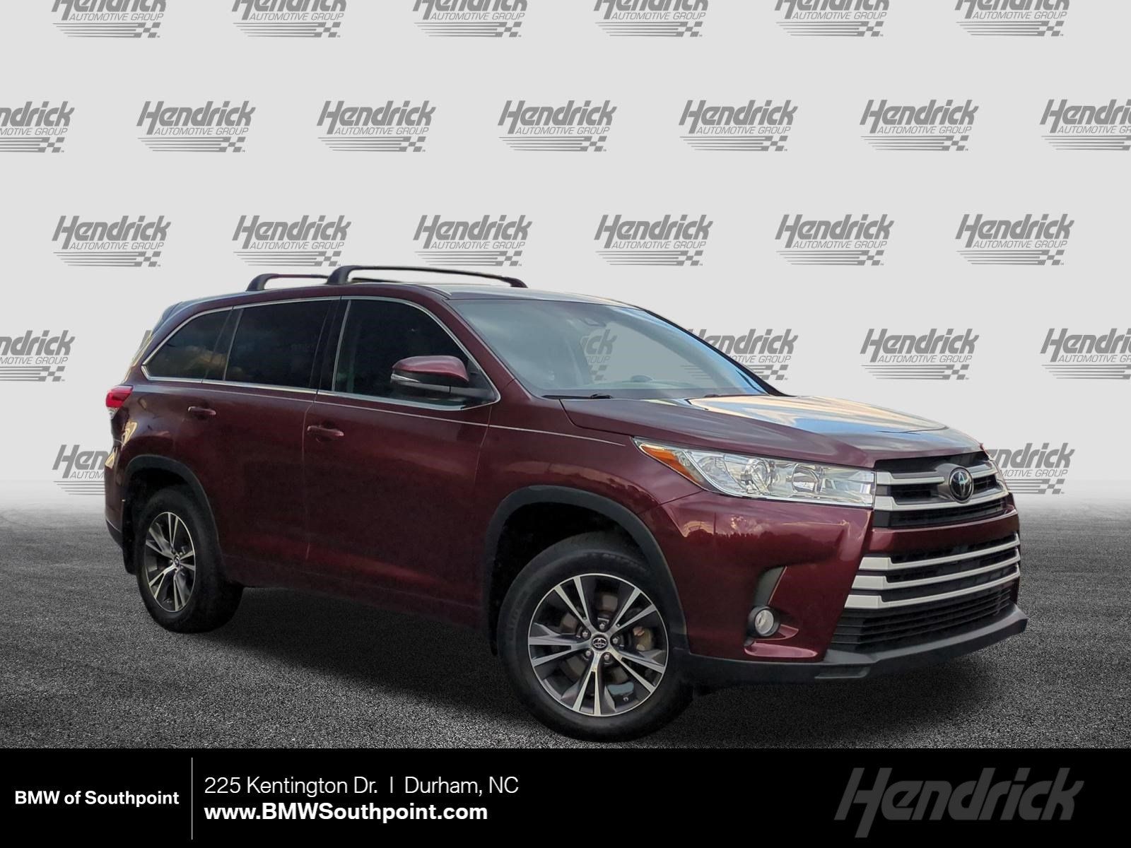 Used 2017 Toyota Highlander Plus AWD/4WD image 1