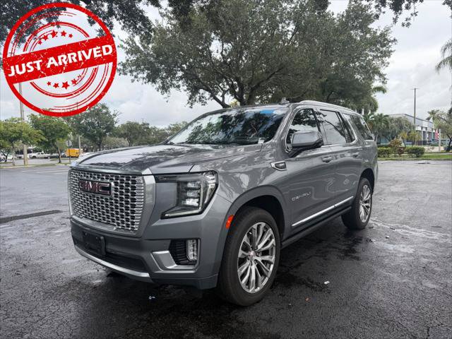 Used 2021 GMC Yukon Denali w/ Denali Premium Package AWD/4WD image 2