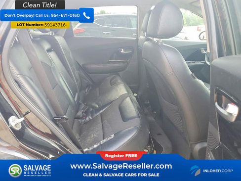 Used 2017 Kia Niro EX FWD image 13
