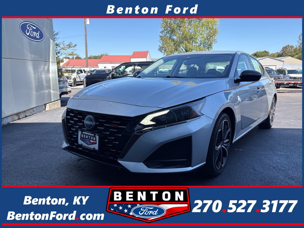 Used 2024 Nissan Altima 2.5 SR FWD image 1