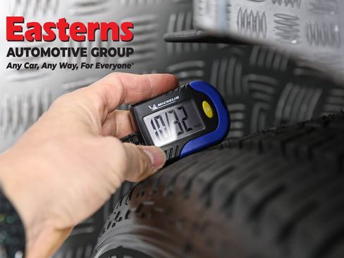 Used 2019 Volvo XC60 T6 Momentum w/ Premium Package image 28