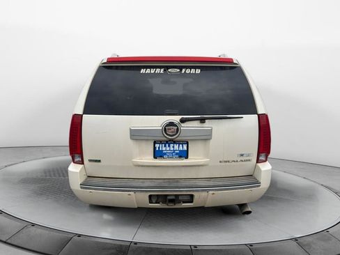 Used 2011 Cadillac Escalade ESV Premium image 6