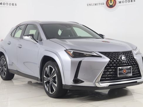 Used 2023 Lexus UX 250h AWD w/ Accessory Package (Z2) image 19