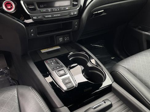 Used 2019 Honda Passport Elite image 16