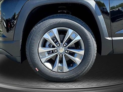 New 2026 Chevrolet Equinox LT image 11