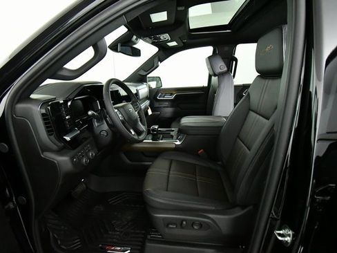 New 2026 Chevrolet Silverado 1500 High Country w/ Midnight Edition image 5