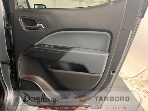 Used 2022 Chevrolet Colorado Z71 AWD/4WD image 34