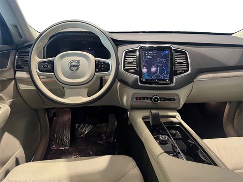 Certified 2023 Volvo XC90 B6 Plus w/ Protection Package Premier image 22