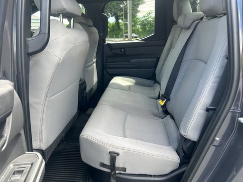 Certified 2025 Toyota Tacoma SR5 AWD/4WD image 28