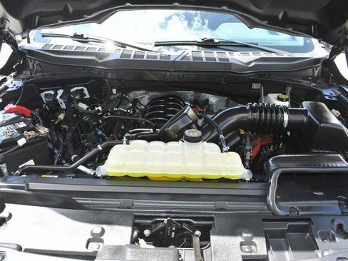 Used 2025 Ford F150 Lariat w/ Equipment Group 501A Mid AWD/4WD image 29