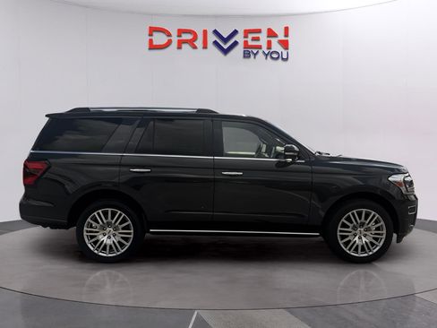 Used 2024 Ford Expedition Limited RWD image 6