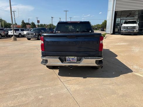 Used 2020 Chevrolet Silverado 1500 LT w/ Convenience Package AWD/4WD image 5