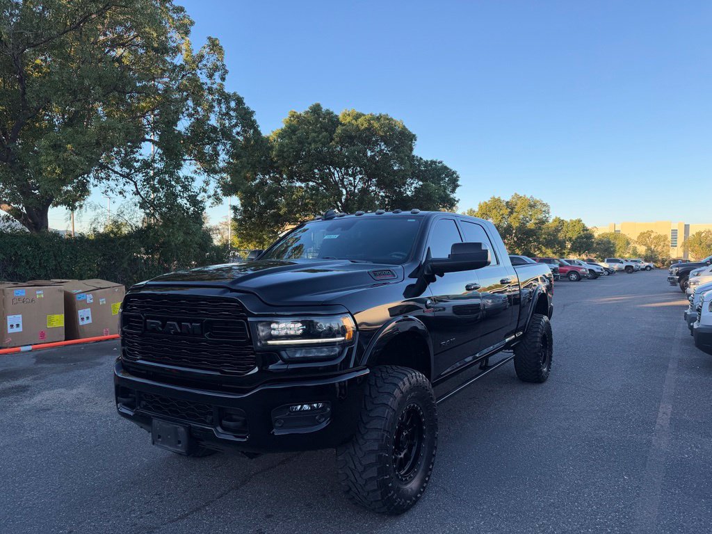 Used 2022 RAM 3500 Limited AWD/4WD image 1