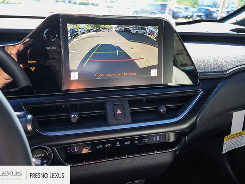 New 2026 Lexus UX 300h FWD image 25