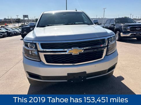 Used 2019 Chevrolet Tahoe LS RWD image 2