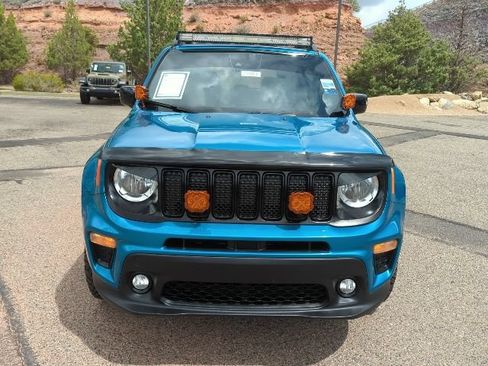 Used 2022 Jeep Renegade Altitude w/ Convenience Group AWD/4WD image 2