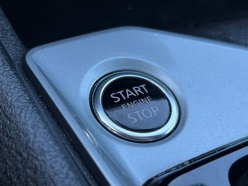 Used 2025 Nissan Altima 2.5 SV FWD image 22