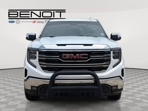 Used 2024 GMC Sierra 1500 SLT AWD/4WD image 2