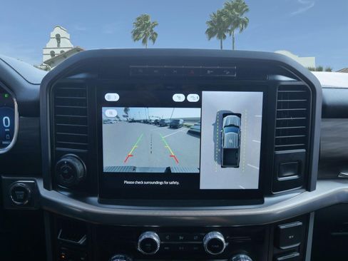 Used 2024 Ford F150 Lariat w/ FX4 Off-Road Package image 15