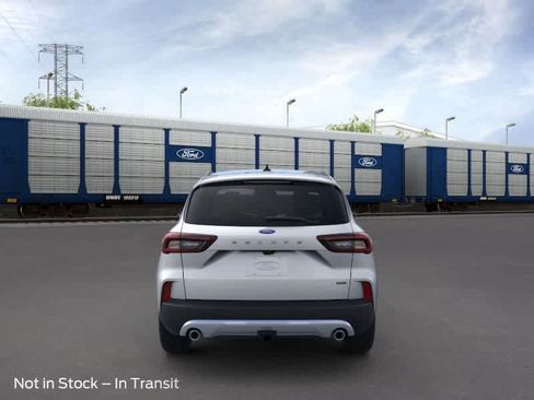 New 2024 Ford Escape SE w/ PHEV Premium Package FWD image 5