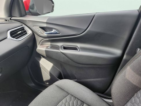 Used 2019 Chevrolet Equinox LT AWD/4WD image 26