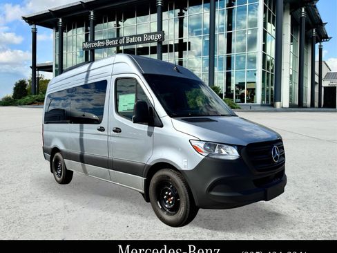 New 2025 Mercedes-Benz Sprinter 2500 image 1