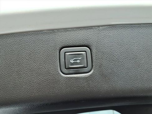 Used 2023 Chevrolet Blazer RS w/ Driver Confidence II Package FWD image 24